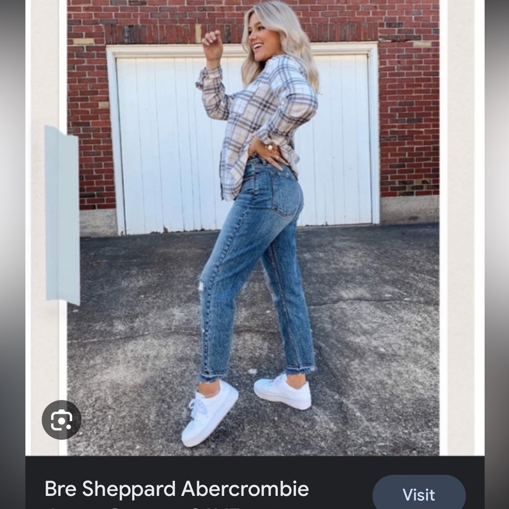Abercrombie x BRE Sheppard Jeans High Rise Mom Jean